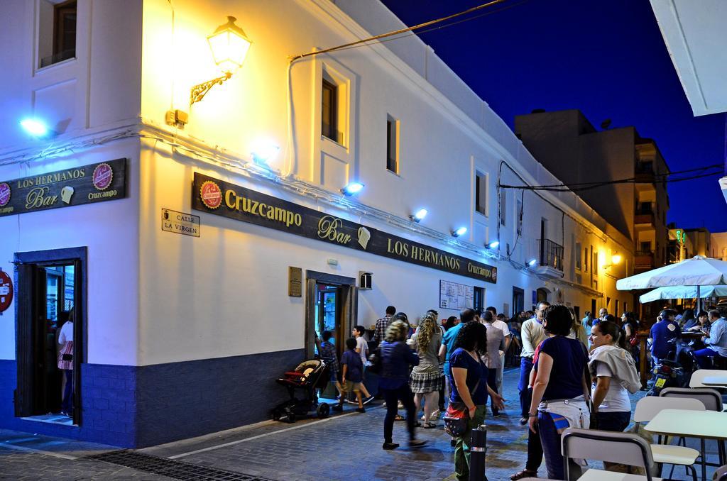 Hostal La Fonda Conil de la Frontera Kültér fotó