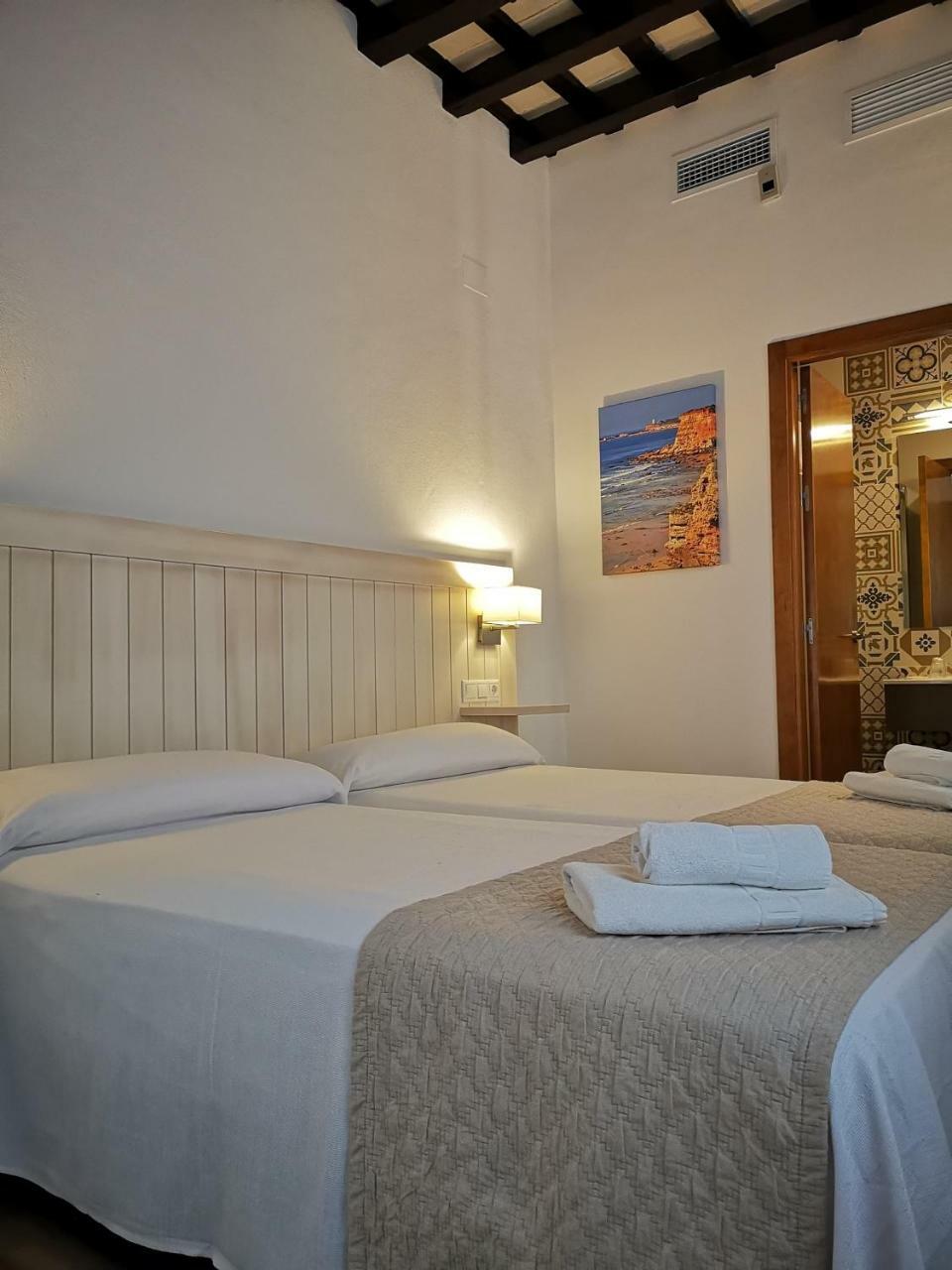 Hostal La Fonda Conil de la Frontera Kültér fotó